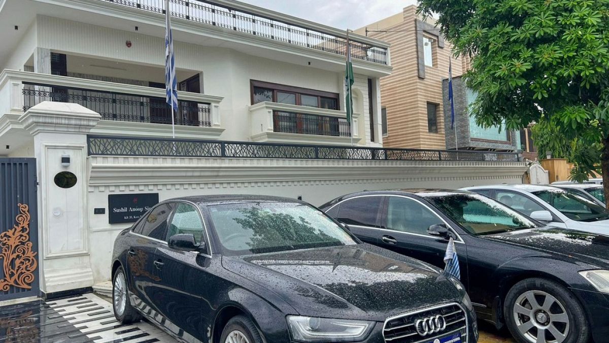 Ambassador to 'Westarctica'? Indian police arrest man over fake embassy scam