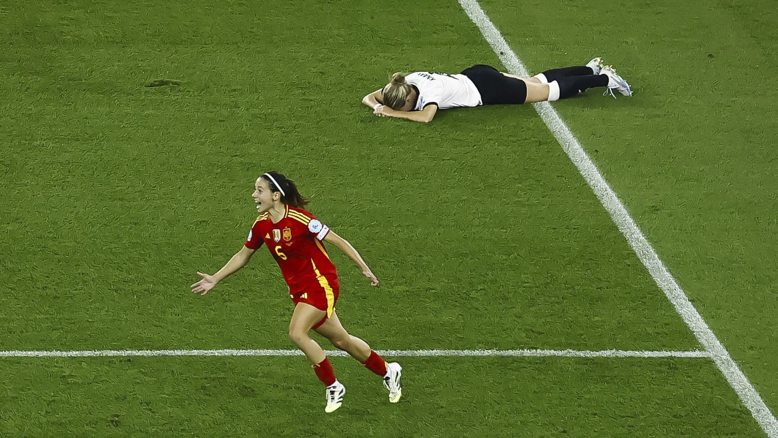 Bonmatí, tras anotar el solitario gol que dio la victoria a España.