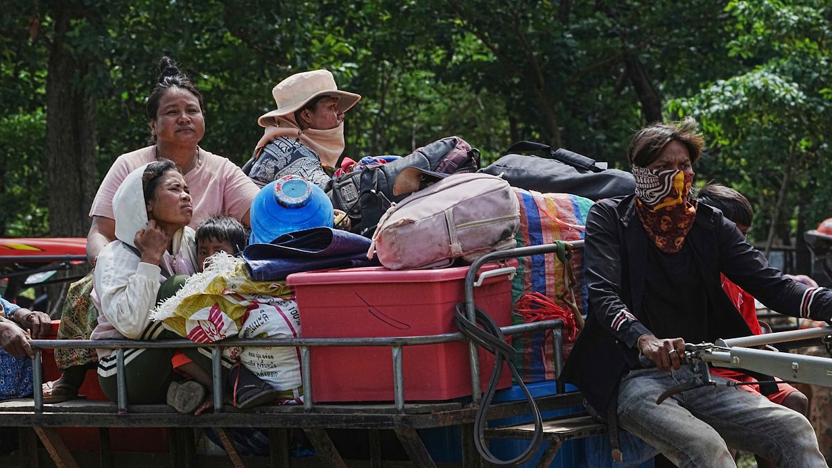 Tens of thousands displaced as border clashes between Thailand and Cambodia escalate