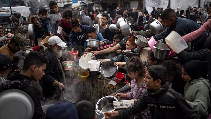 Francia, Germania e Regno Unito fanno pressione su Israele per porre fine alla "catastrofe umanitaria" a Gaza