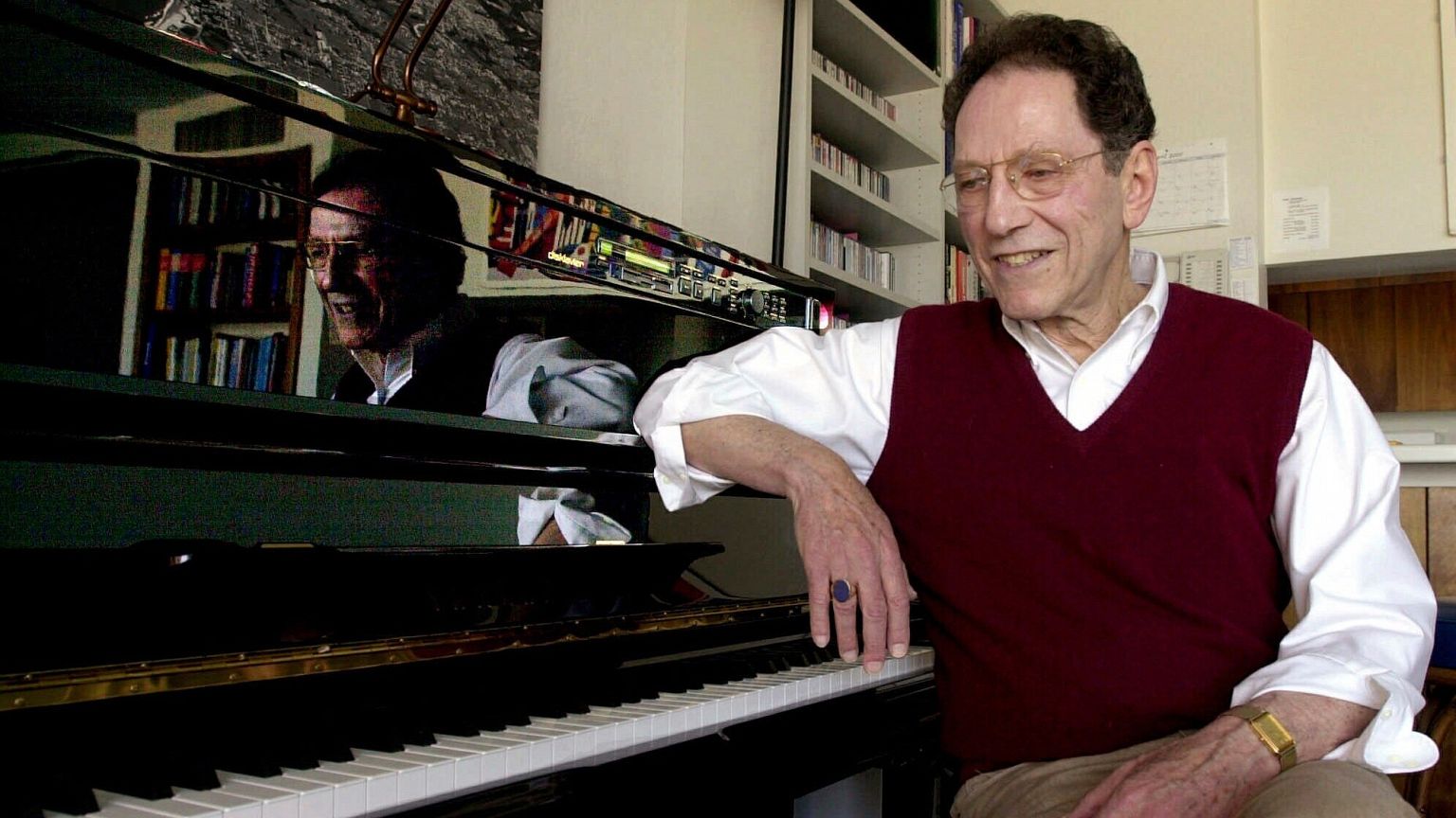 Celebrated musical satirist Tom Lehrer dies at 97