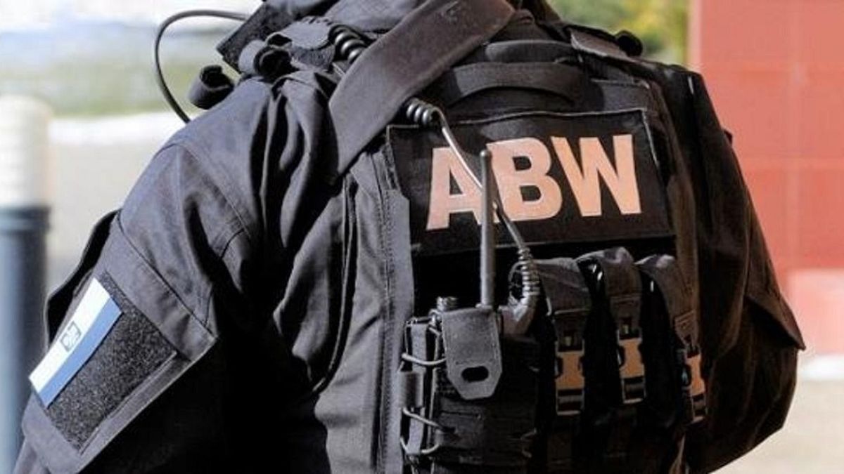 Pologne : un Colombien de 27 ans inculpé pour deux incendies criminels commandités par la Russie