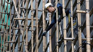 Hong Kong's traditional bamboo scaffolding faces gradual phase-out