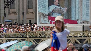 Pope Leo XIV reminds digital influencers of the need to remain human online