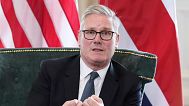 El primer ministro británico, Keir Starmer, habla con los medios durante una reunión con el presidente Donald Trump en Escocia, 28 de julio de 2025.