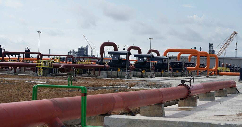 Dangote Refinery drops million lawsuit against Nigerian fuel importers Dangote Refinery drops million lawsuit against Nigerian fuel importers