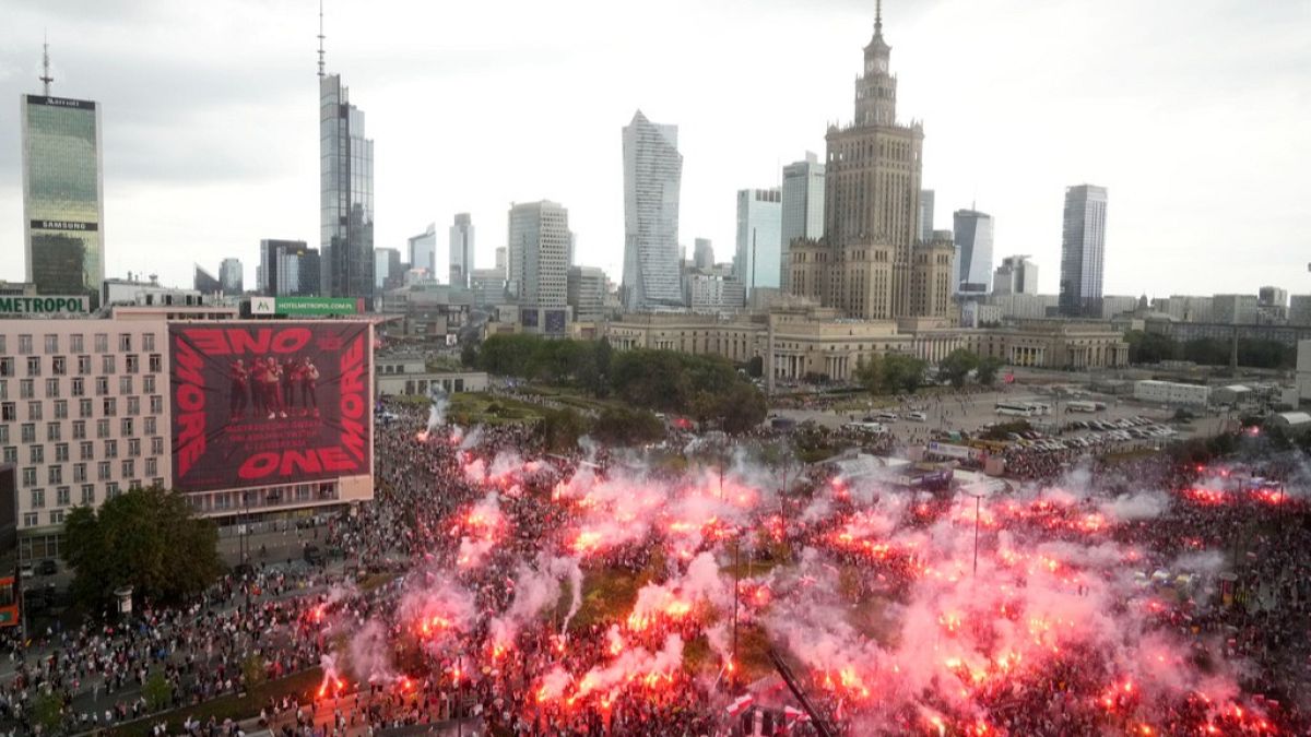 81 χρόνια έχουν περάσει από την εξέγερση της Βαρσοβίας 81 χρόνια έχουν περάσει από την εξέγερση της Βαρσοβίας