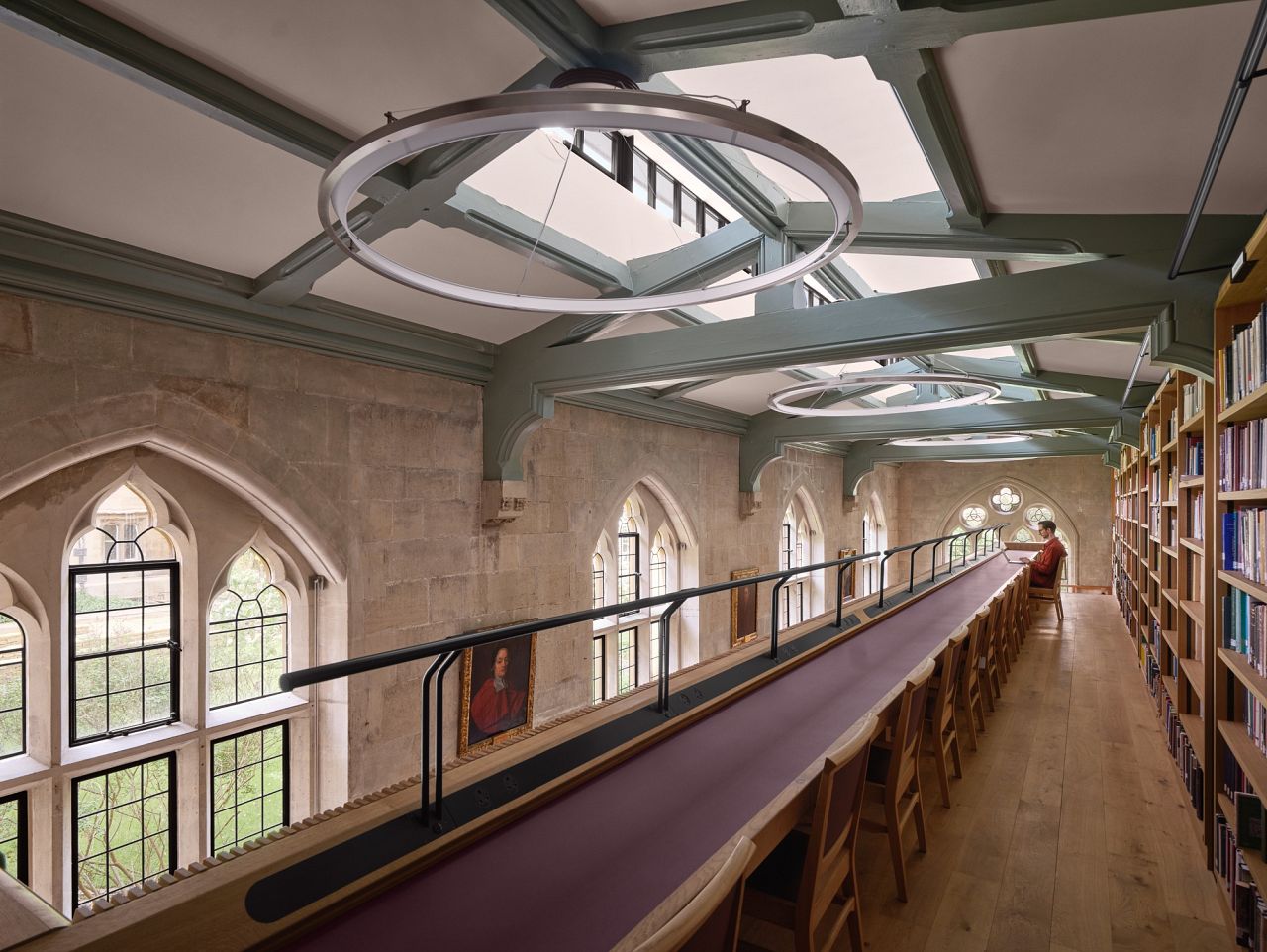 Construit selon les plans de George Gilbert Scott dans les années 1850, sa structure s'était détériorée, le bâtiment était inconfortable et inefficace sur le plan énergétique.