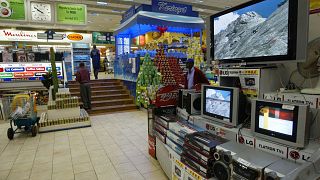  Kenya announces sweeping crackdown on alcohol sales in supermarkets and other key areas 
