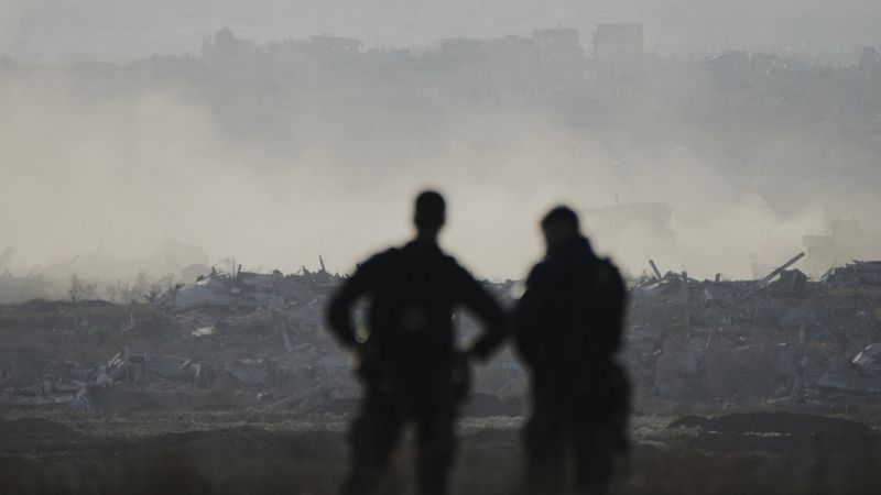 سرايا القدس تبثّ "رسالة أخيرة" لأسير إسرائيلي في غزة: "أموت جوعًا.. أدخلوا الطعام" 