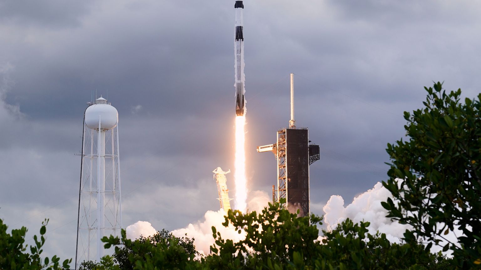 SpaceX delivers four astronauts to the International Space Station just 15 hours after launch