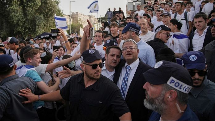 Far-right Israeli minister Itamar Ben-Gvir prays at al-Aqsa, violating decades-old agreement Far-right Israeli minister Itamar Ben-Gvir prays at al-Aqsa, violating decades-old agreement