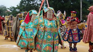 Bénin : le festival annuel des masques attire les foules à Porto-Novo
