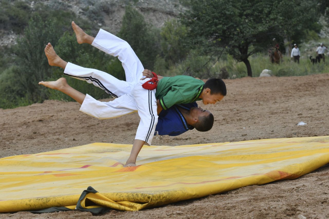 Audiences experienced traditional wrestling styles