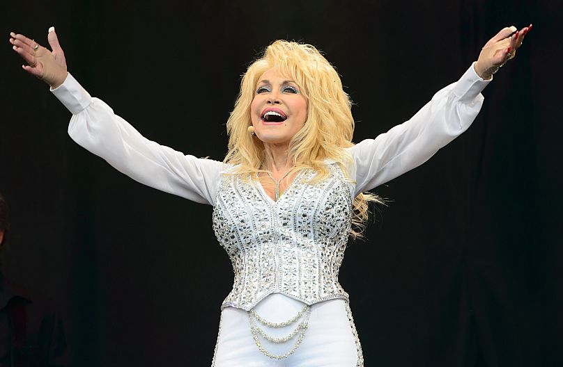 Dolly Parton performs at Glastonbury - June 2014