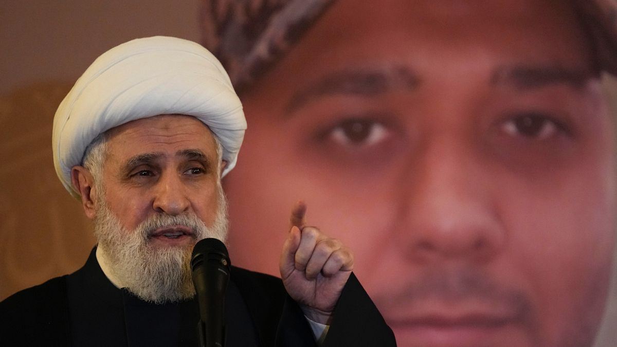 رافضًا وضع جدول زمني لتسليم سلاحه.. أمين عام حزب الله: لا يجب تقديم المزيد من التنازلات