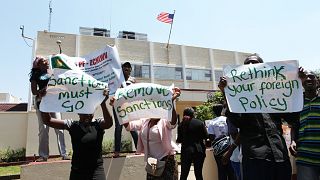 Zimbabwe :  la délivrance de visas américains suspendue