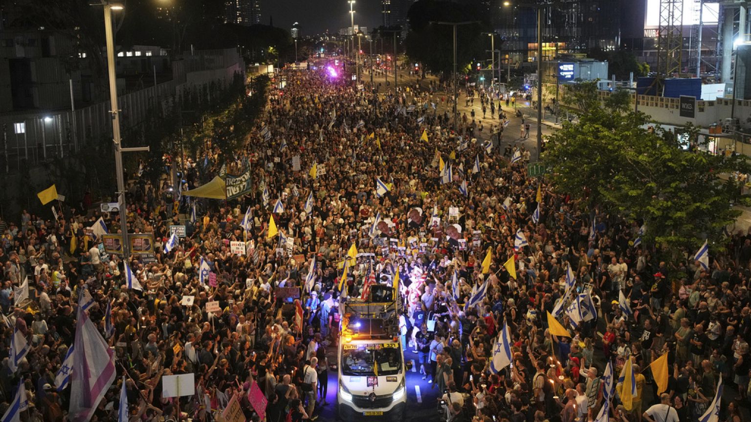 Thousands rally in Tel Aviv against Netanyahu's Gaza City takeover plan | Euronews