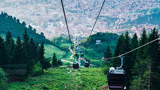 O teleférico de Sarajevo, em Sarajevo, Bósnia e Herzegovina