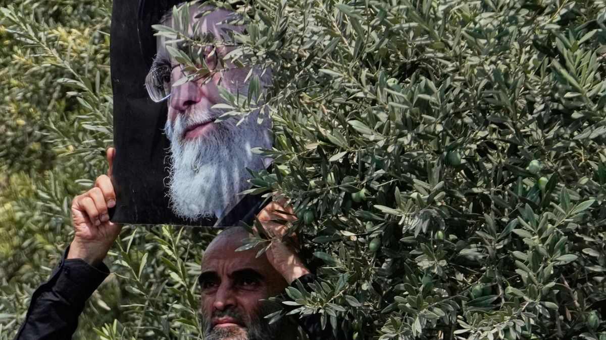 "انزلوا إلى الشارع".. نتنياهو يعد الإيرانيين بحل أزمة المياه بعد "التحرّر من الطغاة"