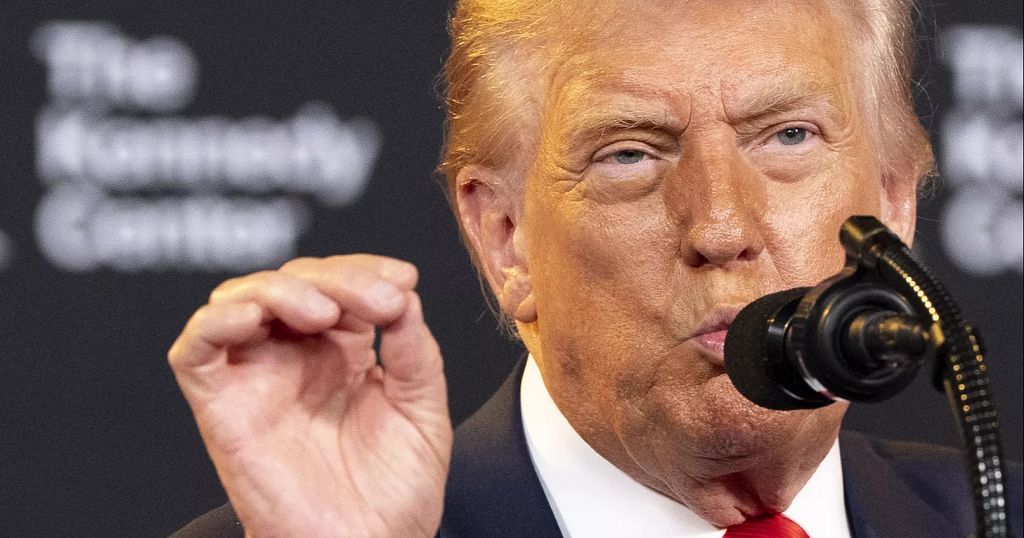 Trump warns of “severe consequences” if Russia doesn’t stop war in Ukraine Trump warns of “severe consequences” if Russia doesn’t stop war in Ukraine