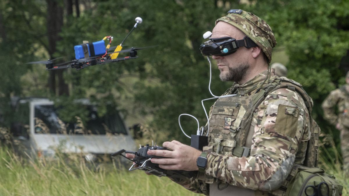 La Lituanie s'associe à ses voisins baltes pour apprendre aux enfants à construire et à piloter des drones