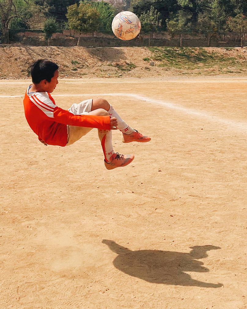 Playing in the Air by Minghui Xu, Children (2nd place) 