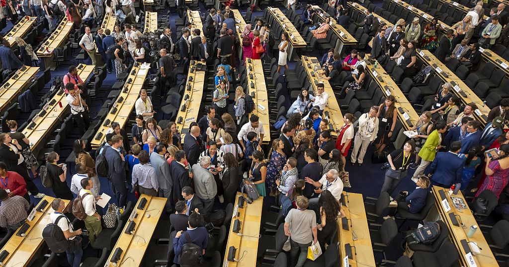 Countries deadlocked on plastic production and chemicals as talks near end Countries deadlocked on plastic production and chemicals as talks near end