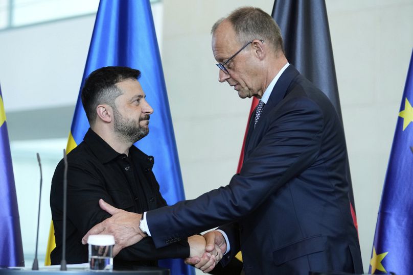Bundeskanzler Friedrich Merz und der ukrainische Präsident Wolodymyr Selenskyj am 13. August in Berlin. 