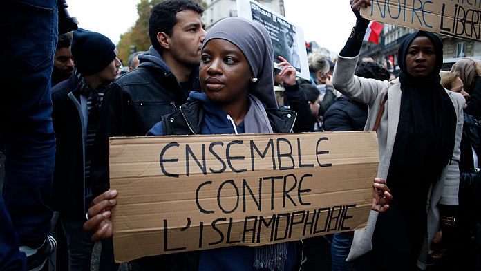 La Commissione Ue difende i finanziamenti ai progetti di ricerca su Islam e islamofobia