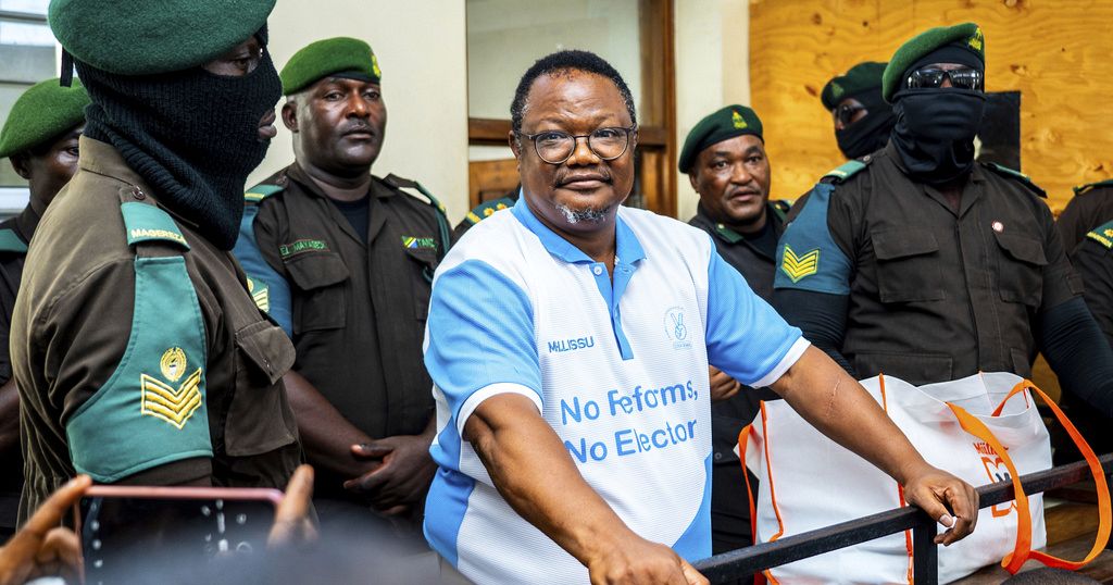 Tanzania court bans broadcasting of opposition leader trial