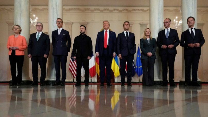 Avrupalı liderler ve NATO Genel Sekreteri Mark Rutte (sağda), Beyaz Saray'da grup fotoğrafı çektiriyor, 18 Ağustos 2025.
