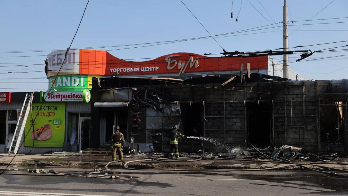 Guerre en Ukraine : au moins un mort et dix-huit blessés dans une nouvelle offensive russe d'ampleur