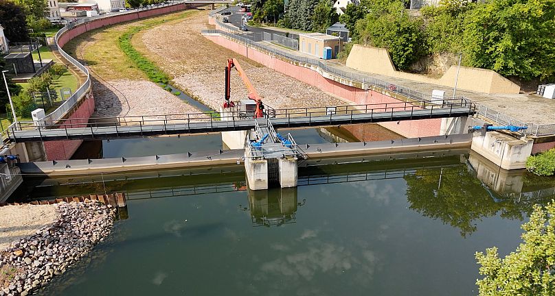 Vue de la confluence des rivières et du barrage