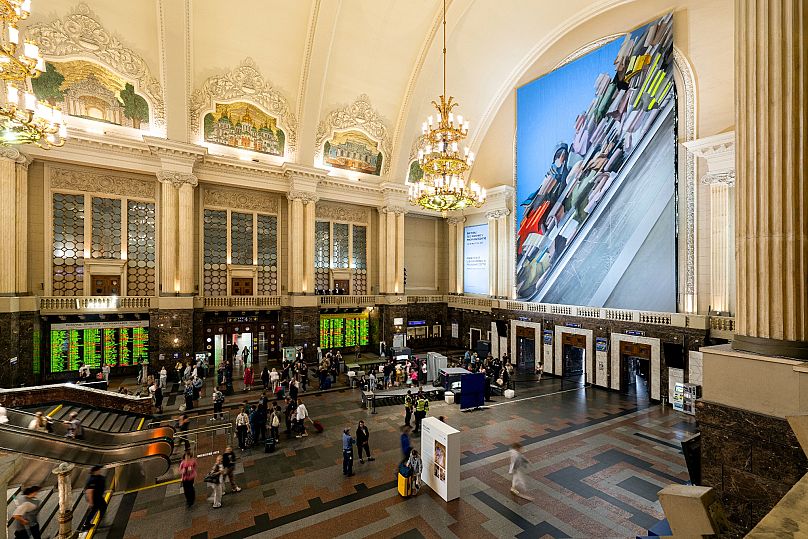 Lesia Khomenko, «Motion», 2025, encomendada pelo PinchukArtCentre em parceria com a Ukrainian Railways