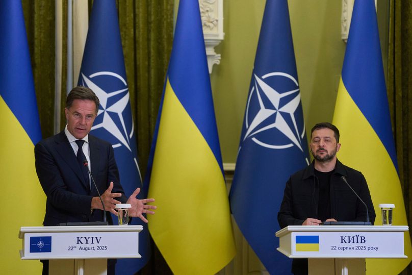 NATO Genel Sekreteri Mark Rutte ve Ukrayna Cumhurbaşkanı Volodimir Zelenskiy, Kiev, 22 Ağustos 2025.