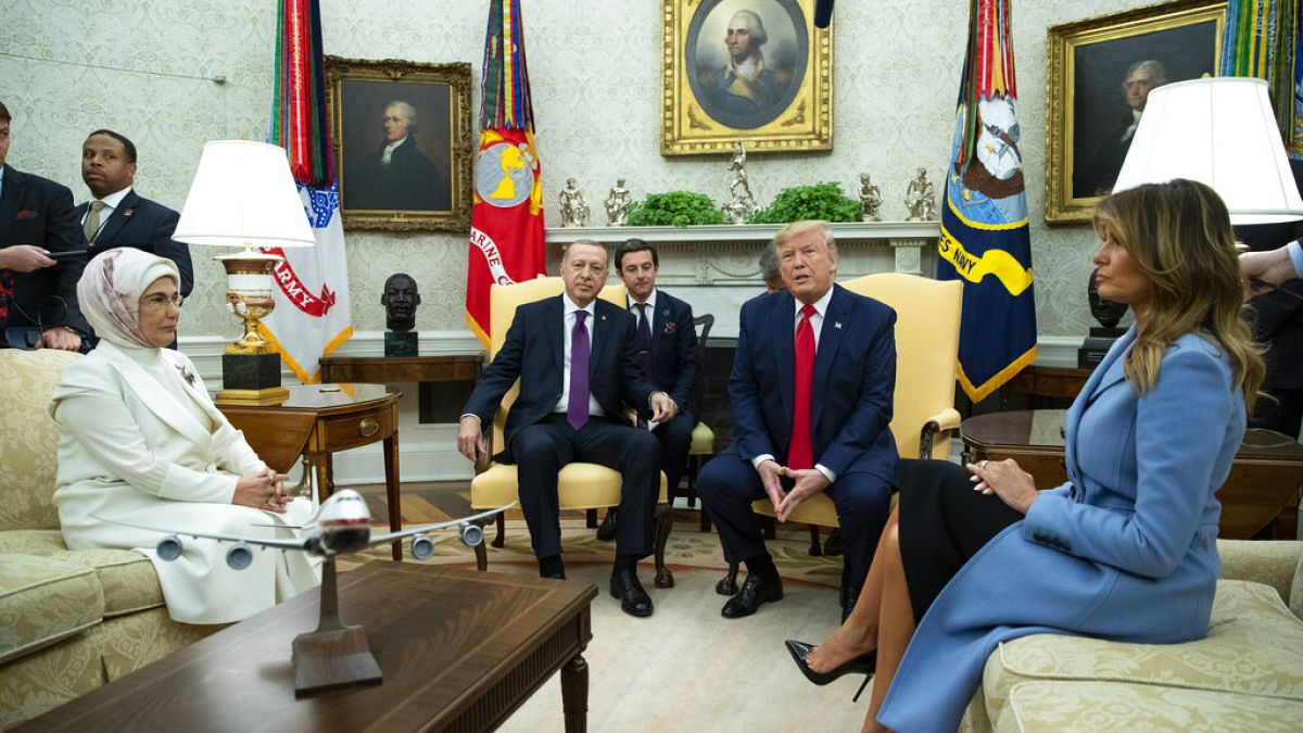 أمينة أردوغان تدعو ميلانيا ترامب لتوجيه نداء إلى نتنياهو: أطفال غزة يستحقون تعاطفًا كأطفال أوكرانيا