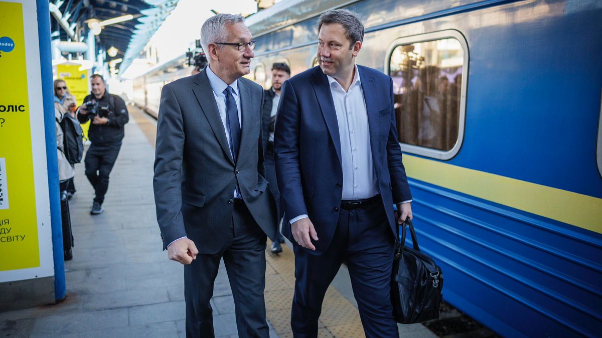 Hilfe-bersteigt-50-Milliarden-Verspricht-Finanzminister-Klingbeil-in-der-Ukraine-noch-mehr-Geld-