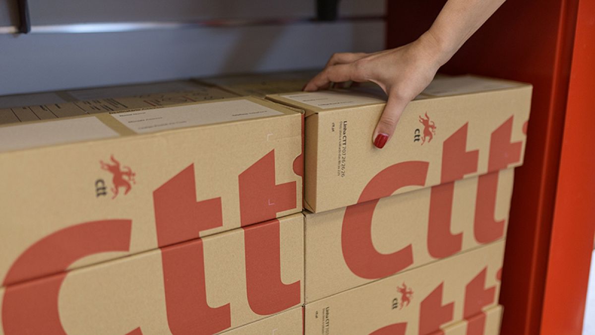 Portuguese postal service joins list of European companies suspending goods deliveries to the US