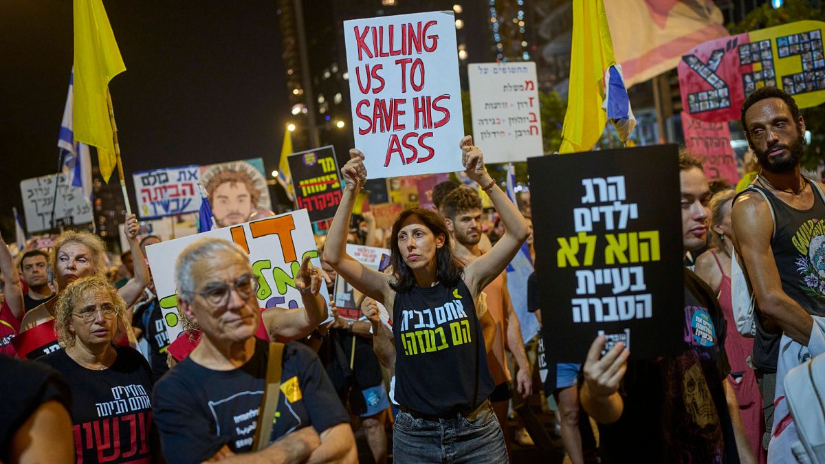 Thousands rally in Tel Aviv to press for Gaza hostage release