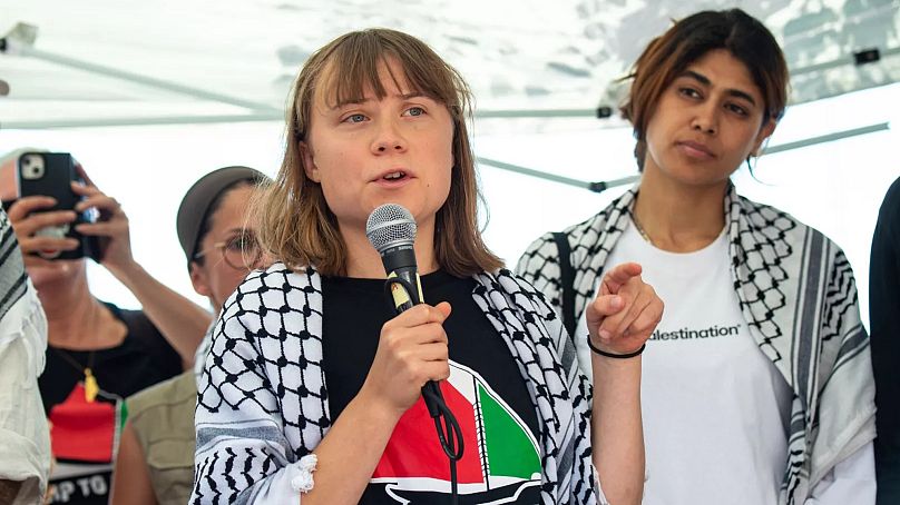 Greta Thunberg spotyka się z dziennikarzami w Katanii we Włoszech w niedzielę, 1 czerwca 2025 roku, przed swoim wyjazdem na Bliski Wschód.