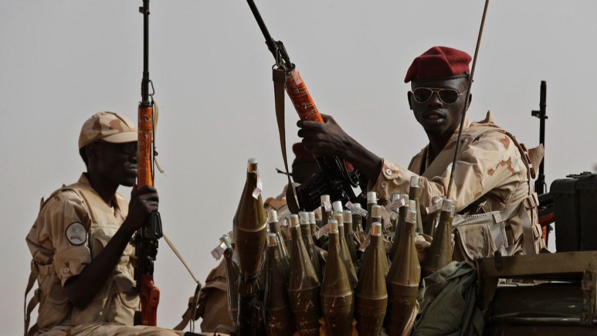 السودان: 24 قتيلًا وعشرات الجرحى في قصف جديد لقوات الدعم السريع على أحياء مكتظة بالفاشر