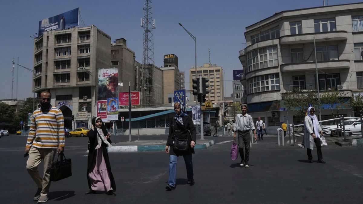 ألمانيا تدعو رعاياها لمغادرة إيران خشية "ردود انتقامية" بسبب العقوبات