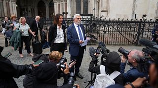 Appeals court overturns ruling barring asylum-seekers from being housed in UK hotel