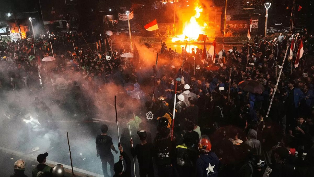 Tensions soar in Indonesia as protests over police brutality and lawmakers' allowances continue