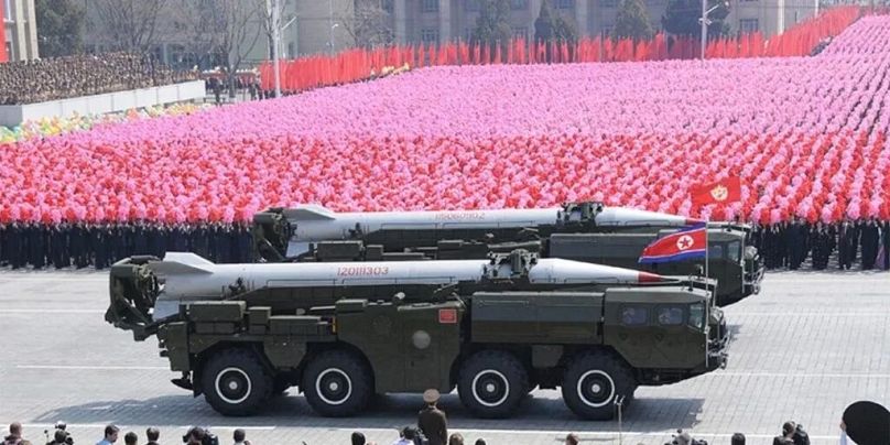 Hwasong-6 en su transporte