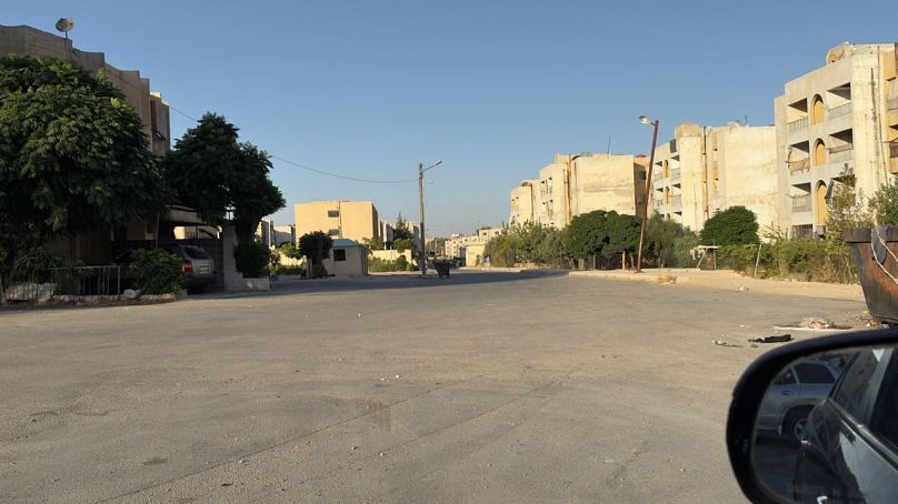 حي السومرية خالي من السكان بعد إجبار فصيل موالي للحكومة السورية الأهالي من الخروج منه 30 أغسطس 2025
