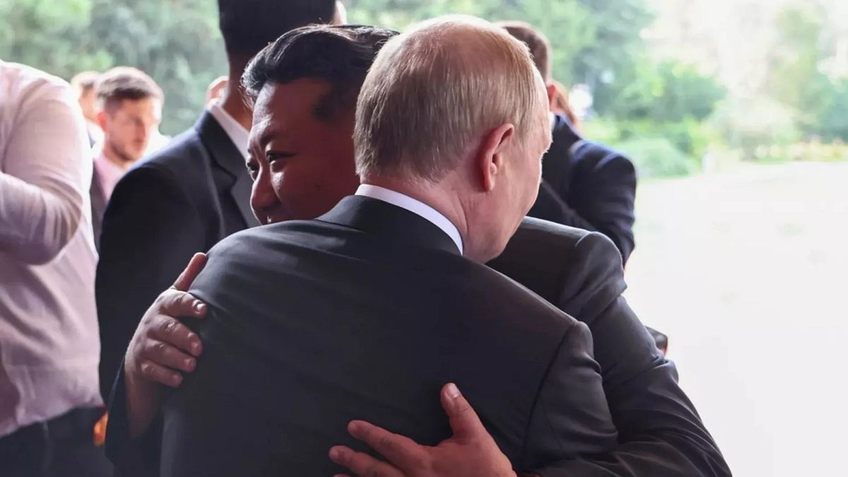 Vladimir Putin thanks Kim Jong-un for supplying North Korean troops to fight Ukraine