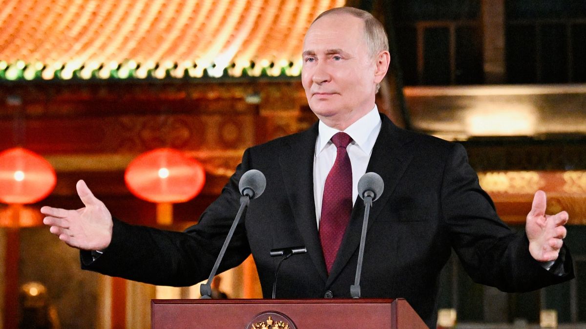 Poutine se dit prêt à rencontrer Zelensky s'il "vient à Moscou", Kyiv juge cela "inacceptable"