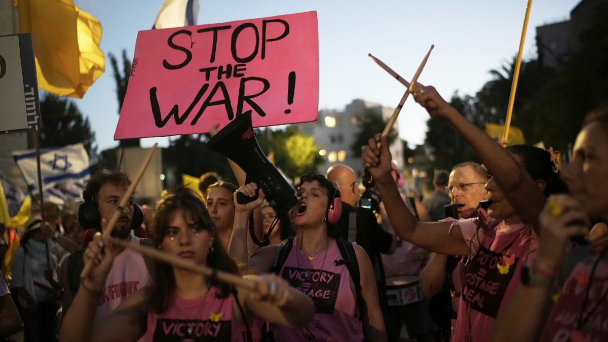 Israelis across the country to gather and mark 700 days since Hamas' 7 October attacks